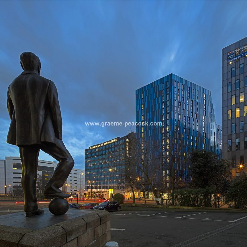 Sir Bobby Robson statue, St James' Park football stadium, Newcastle upon Tyne, Tyne & Wear