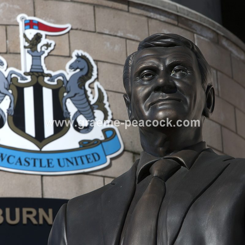 Sir Bobby Robson statue, St James' Park football stadium, Newcastle upon Tyne, Tyne & Wear