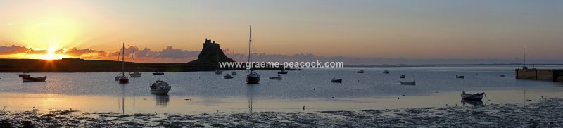 Lindisfarne Castle at dawn, Holy Island of Lindisfarne, Nortthumberland
