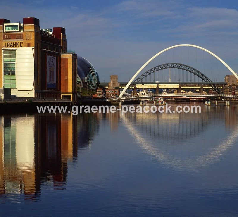 Gateshead Millennium Bridge & The Baltic