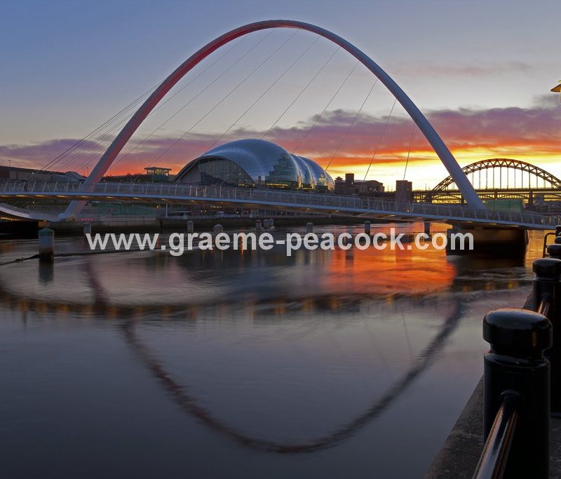 Gateshead Millennium Bridge, Newcastle upon Tyne, Tyne and Wear
